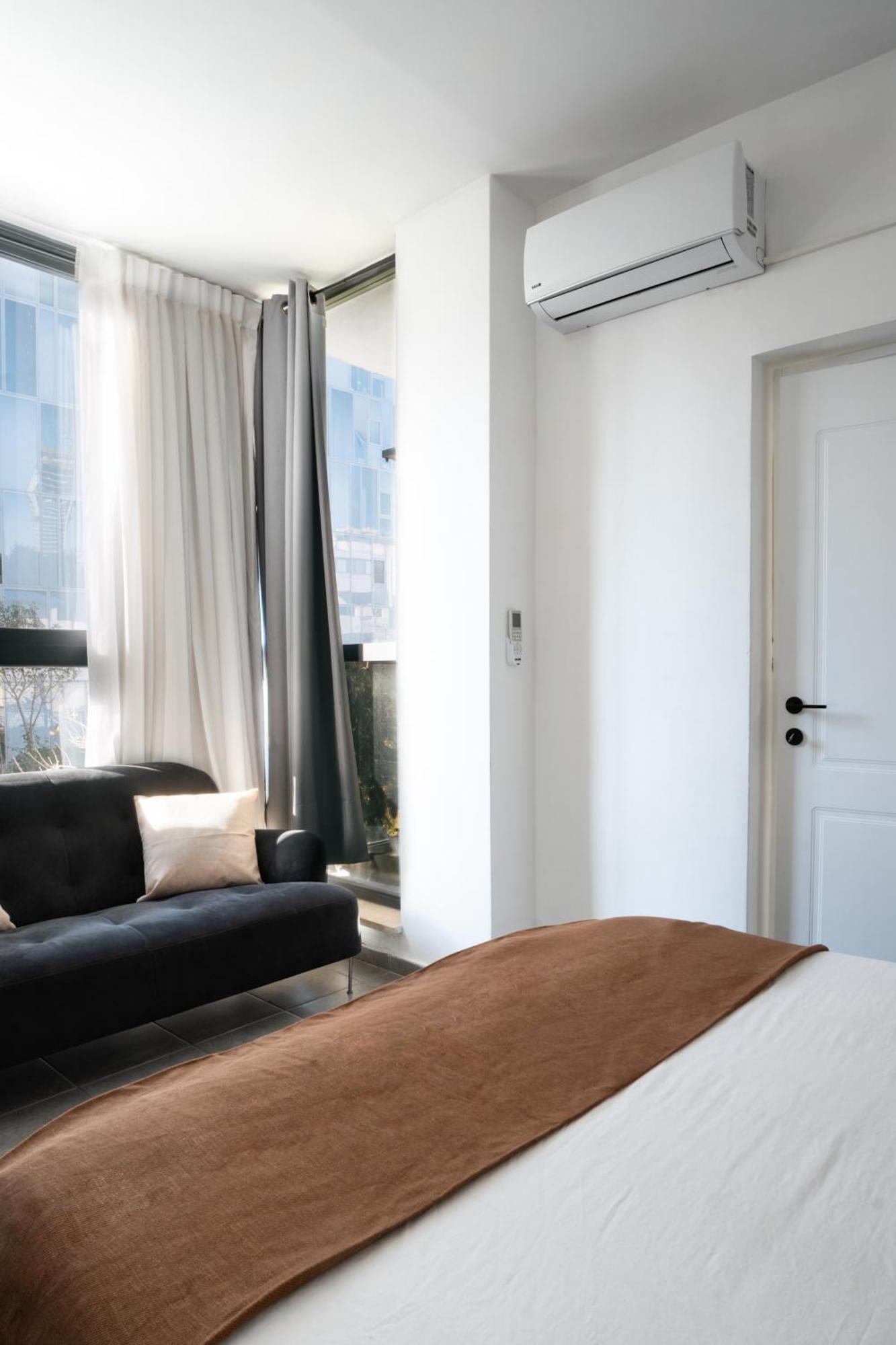 Haim Arlosoroff Residence With Shelter Tel Aviv Bagian luar foto