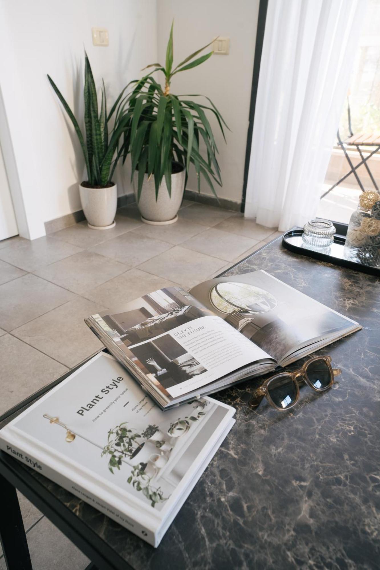 Haim Arlosoroff Residence With Shelter Tel Aviv Bagian luar foto